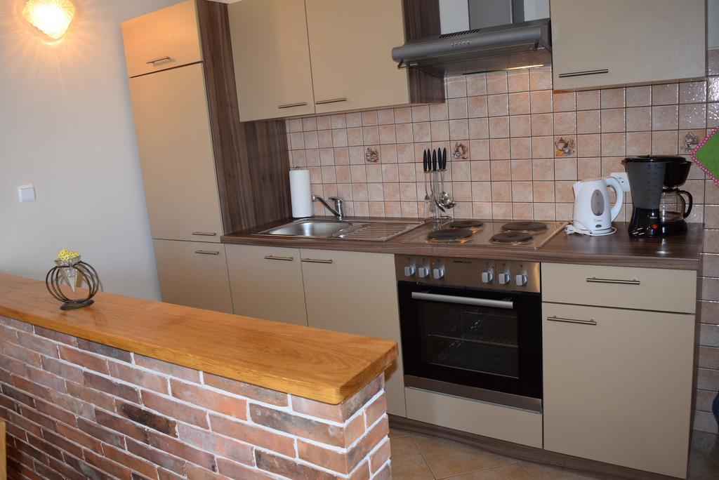 Peter Pan Apartments Palit Екстер'єр фото