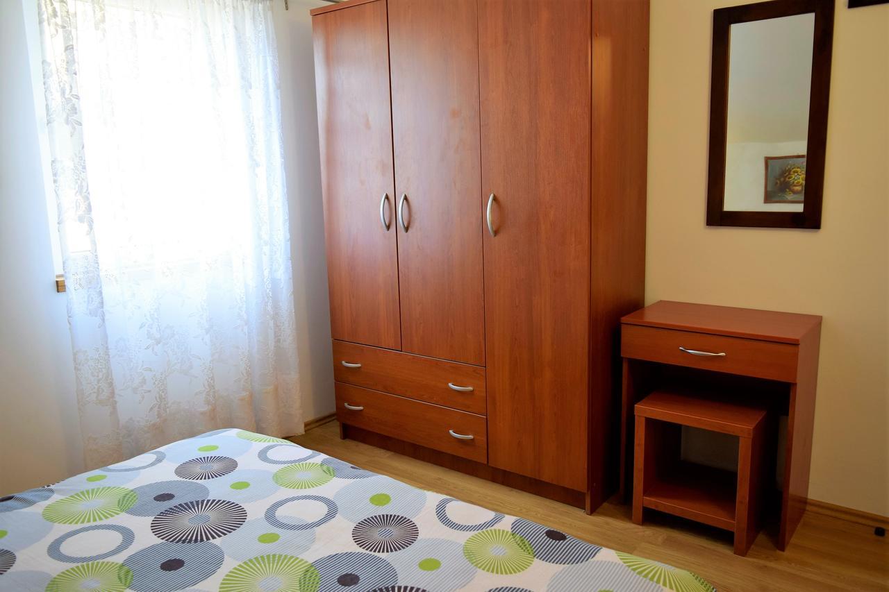 Peter Pan Apartments Palit Екстер'єр фото